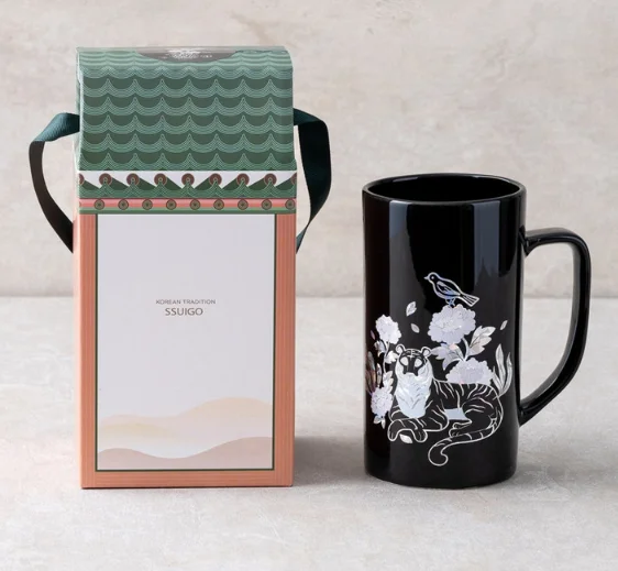 Lucky Magpie & Tiger Magic Color Changing Mother-of-Pearl Mug 500ml 1p